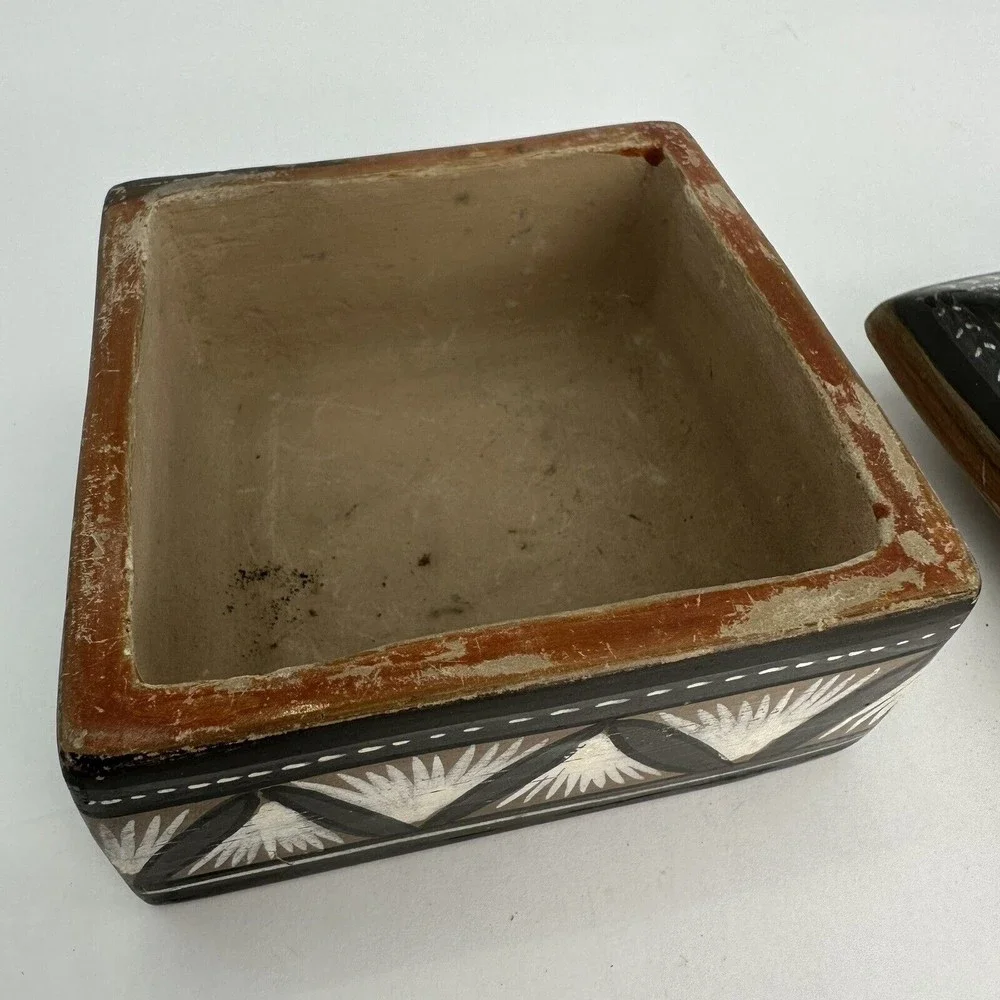 Tonala Mexico Pottery Trinket Jewelry Box Folk Art Vintage